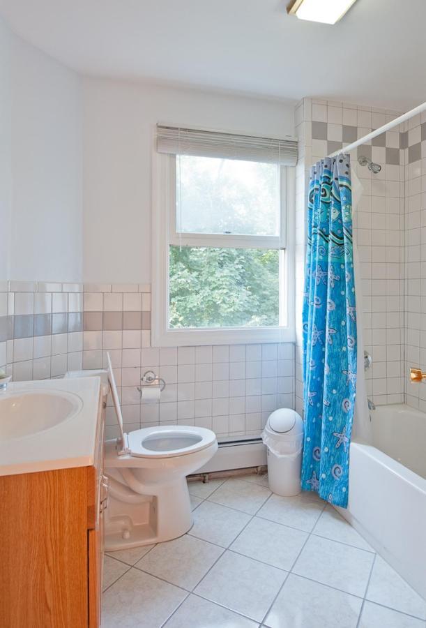 Beautiful Apartment-5 Beds-Full Kitchen-Parking-Super Clean! Boston Bagian luar foto