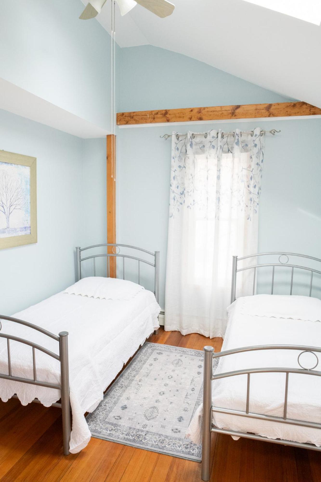 Beautiful Apartment-5 Beds-Full Kitchen-Parking-Super Clean! Boston Bagian luar foto